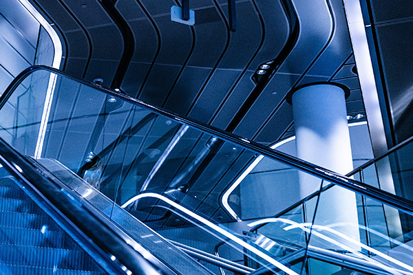 escaleras-mecanicas-embarba-ascensores-centro-comerciales-aeropuertos-3